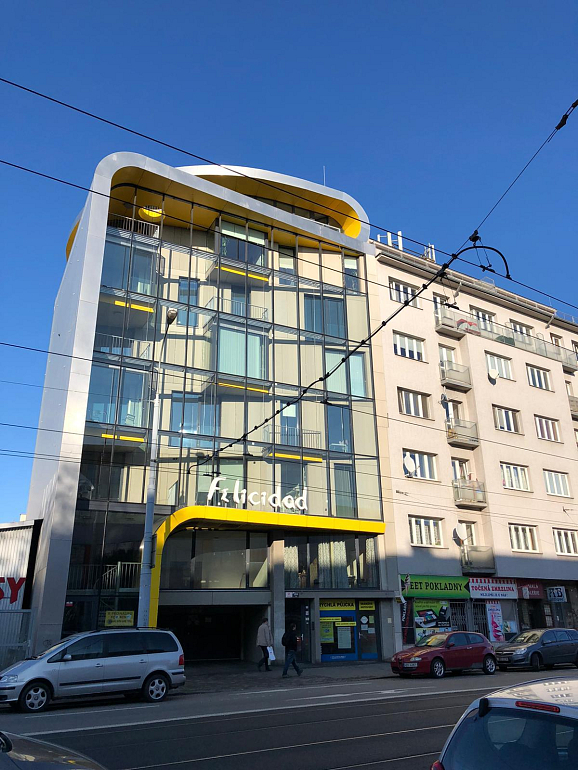název služby